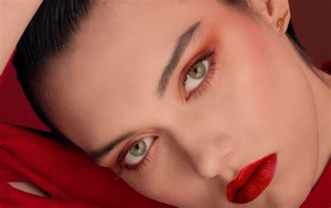 dior autumn winter 2022 makeup|Dior en rouge 2022.